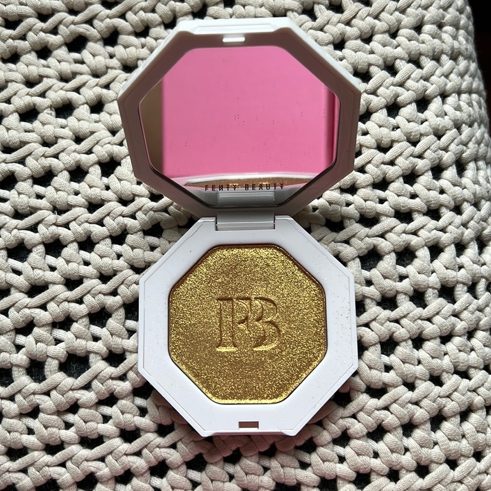 Fenty Beauty Killawatt Highlighter in Trophy Wife